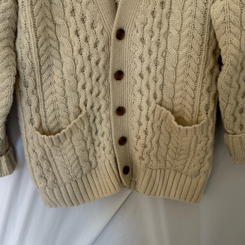 Brandy Melville Eva Heavy Wool Cable Knit Cardigan - Picture 5 of 6